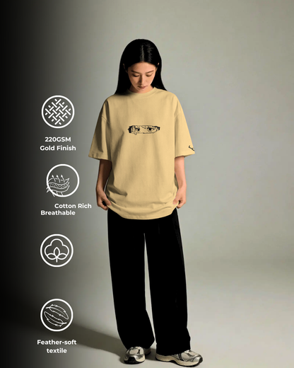 Staring - Oversized Tee
