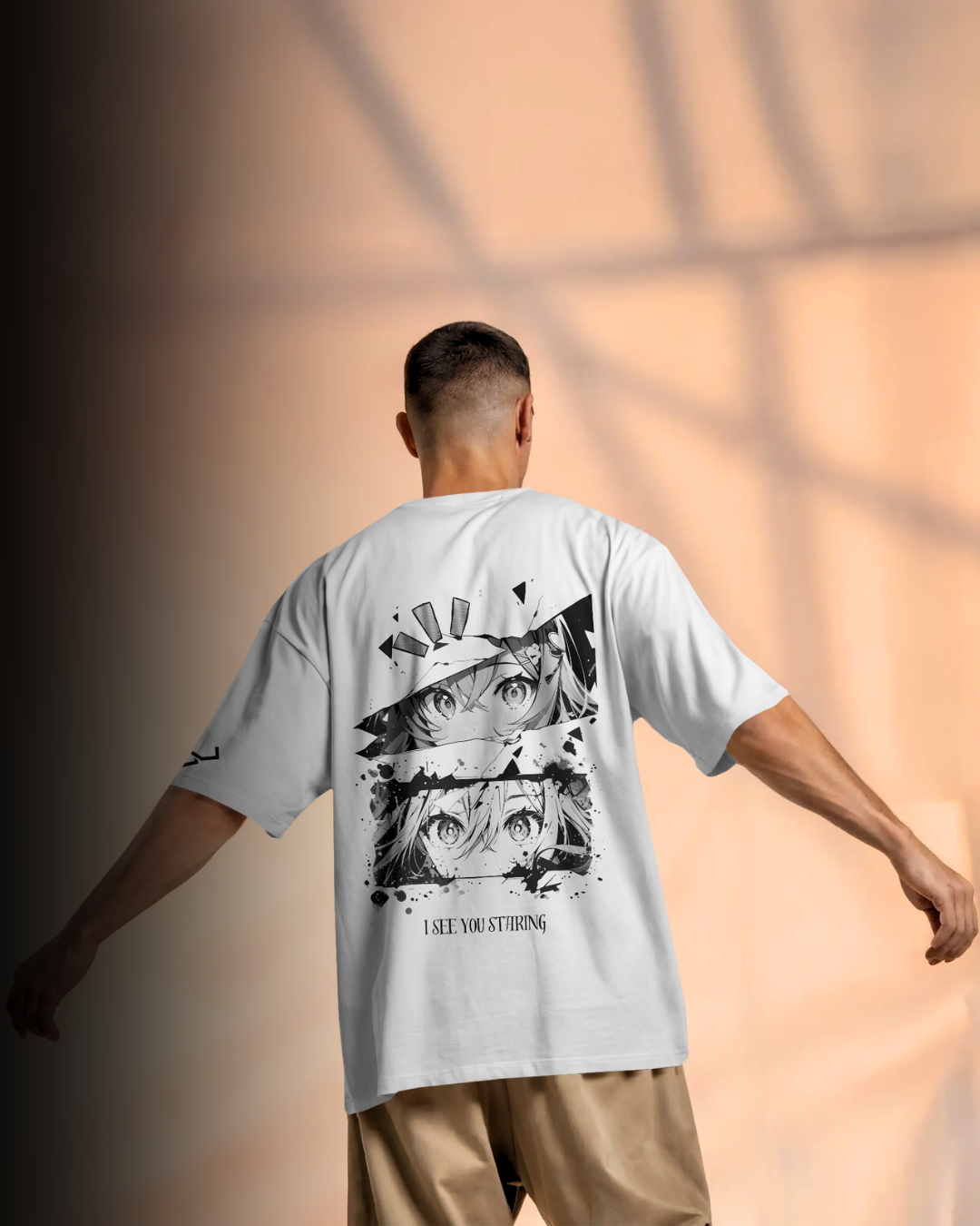 Staring - Oversized Tee